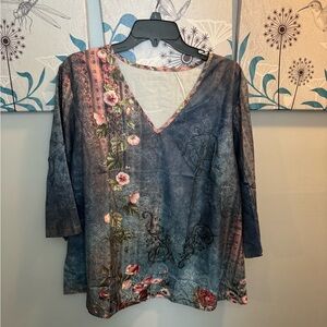 Plus size women’s 2X blue with Floral print V-Neck Women's Top